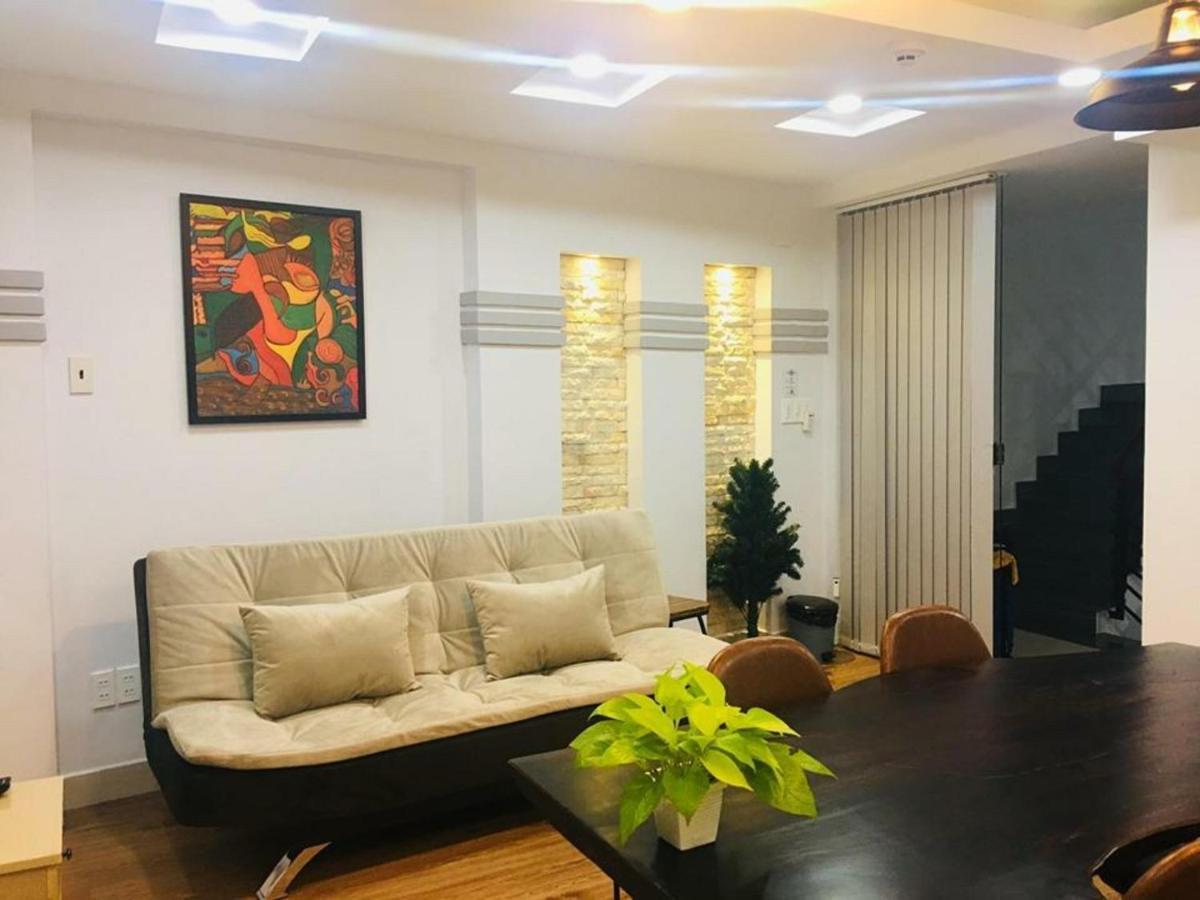 Hostie Saigon Wanderlust Home Thành Pho Ho Chí Minh Esterno foto